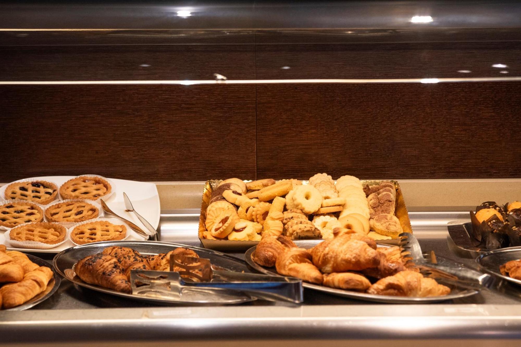 Dado Hotel International Πάρμα Εξωτερικό φωτογραφία