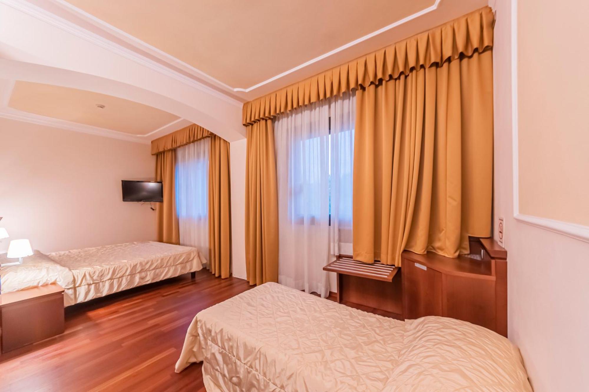 Dado Hotel International Πάρμα Εξωτερικό φωτογραφία