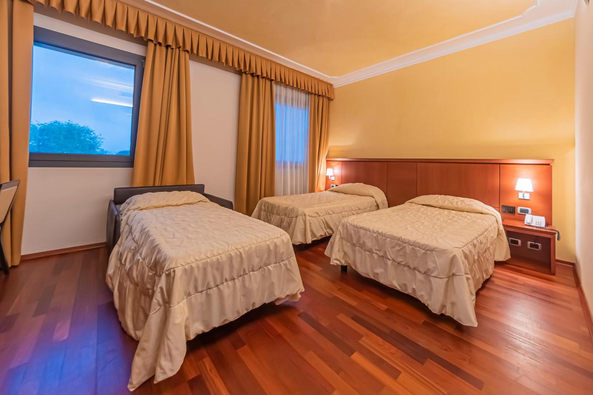Dado Hotel International Πάρμα Εξωτερικό φωτογραφία