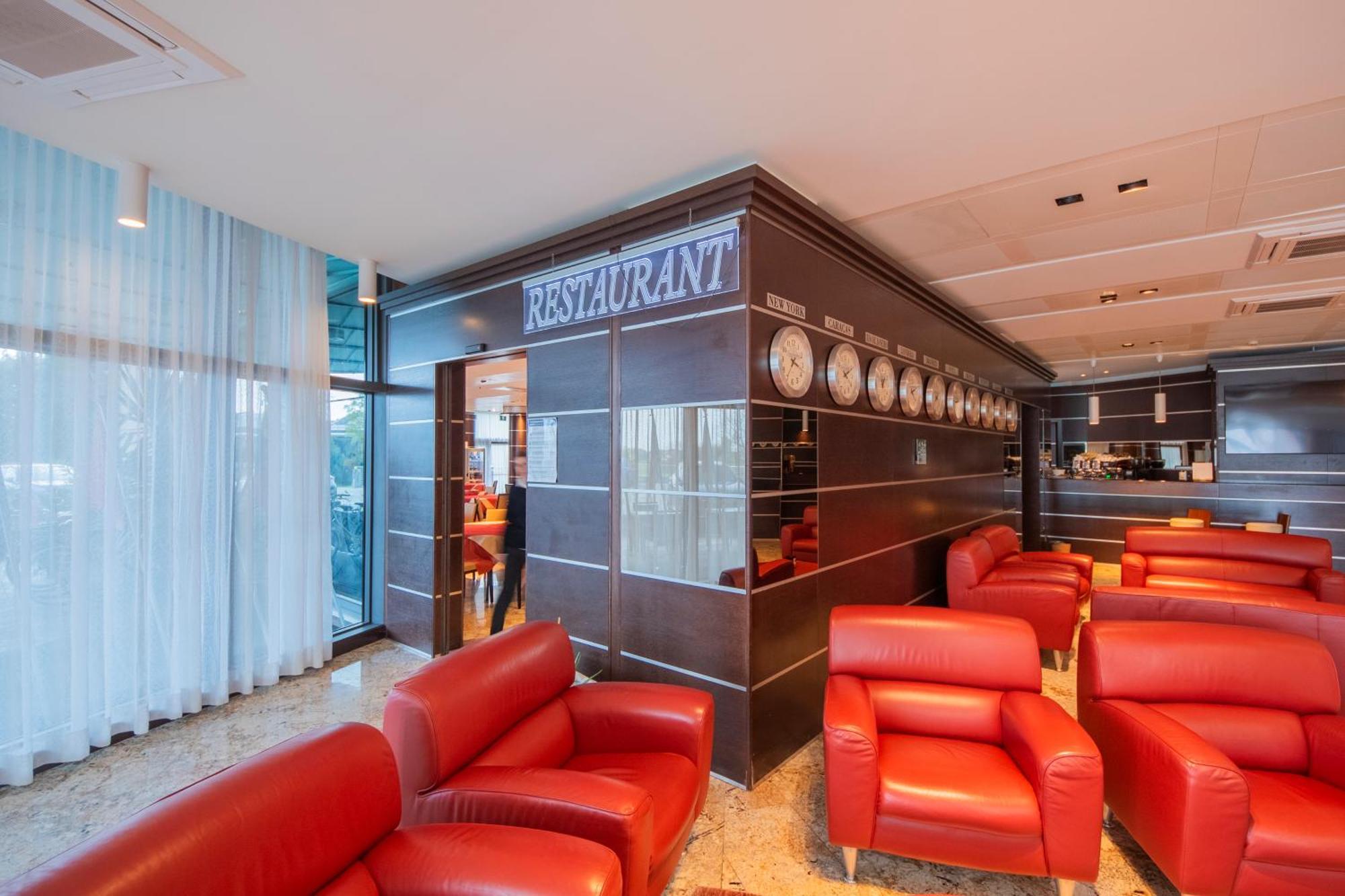 Dado Hotel International Πάρμα Εξωτερικό φωτογραφία