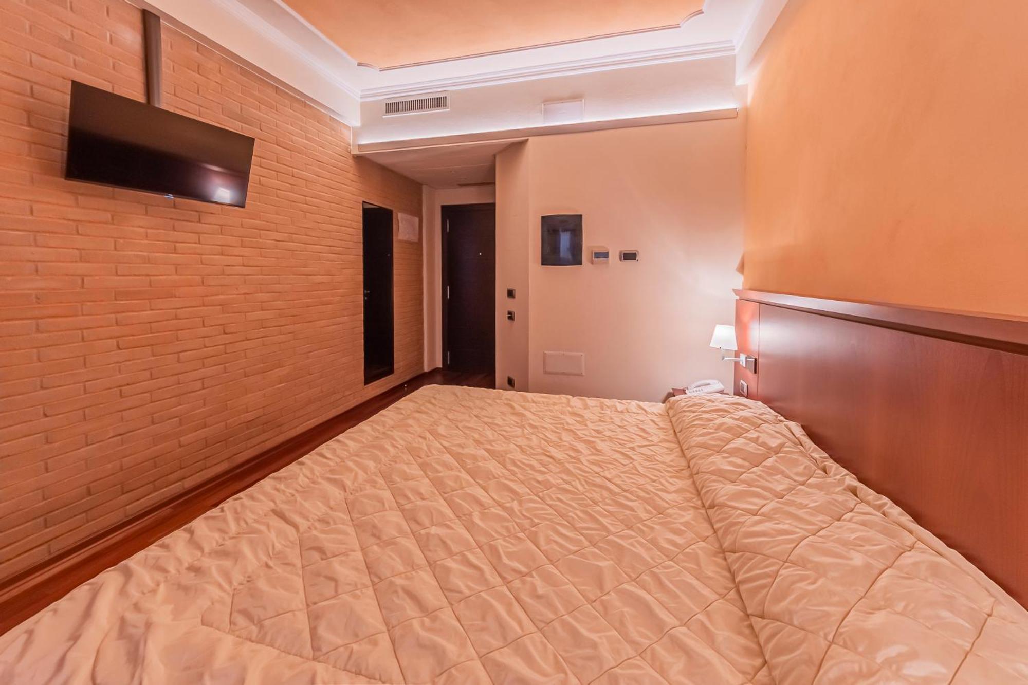 Dado Hotel International Πάρμα Εξωτερικό φωτογραφία