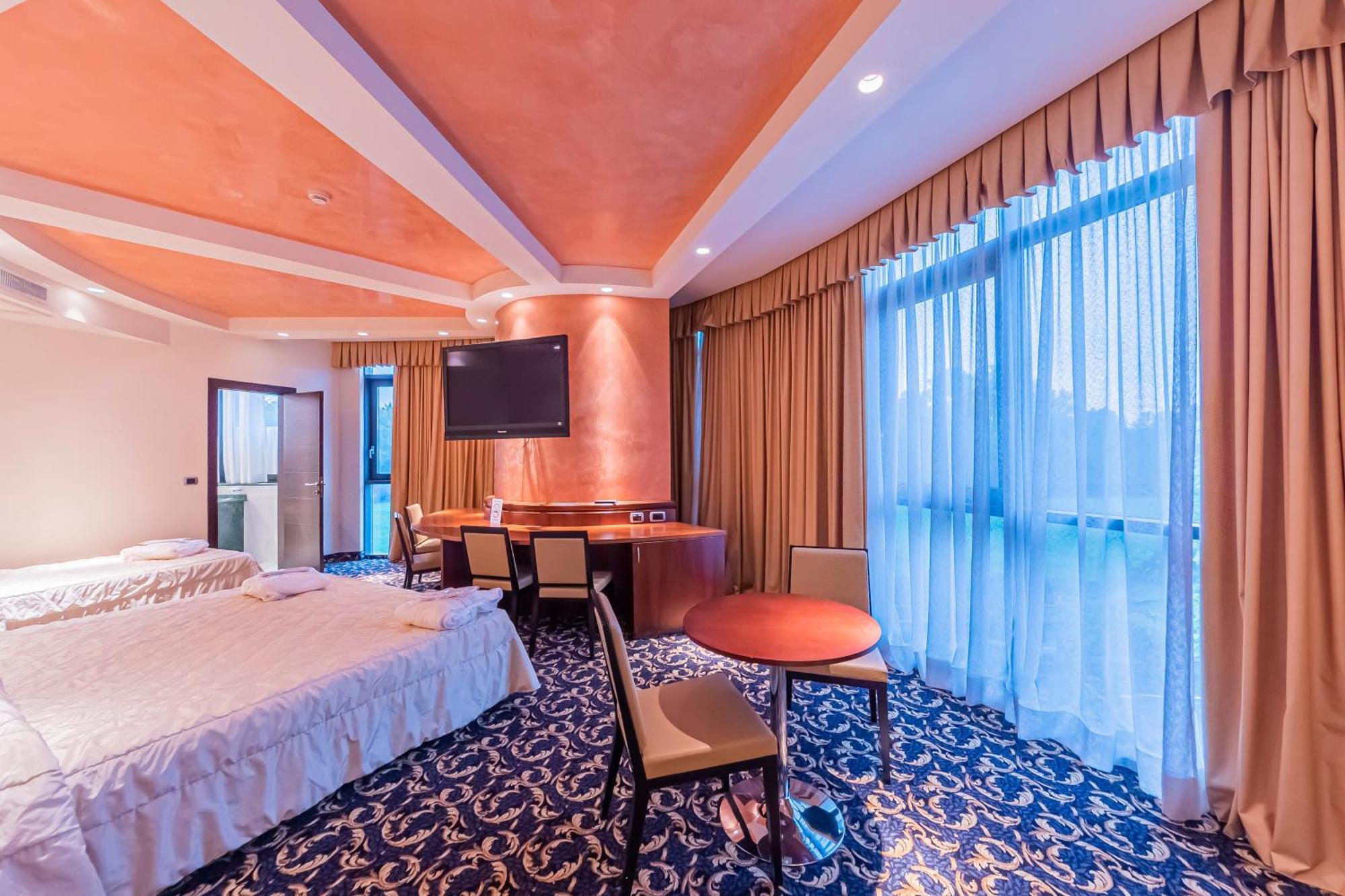 Dado Hotel International Πάρμα Εξωτερικό φωτογραφία